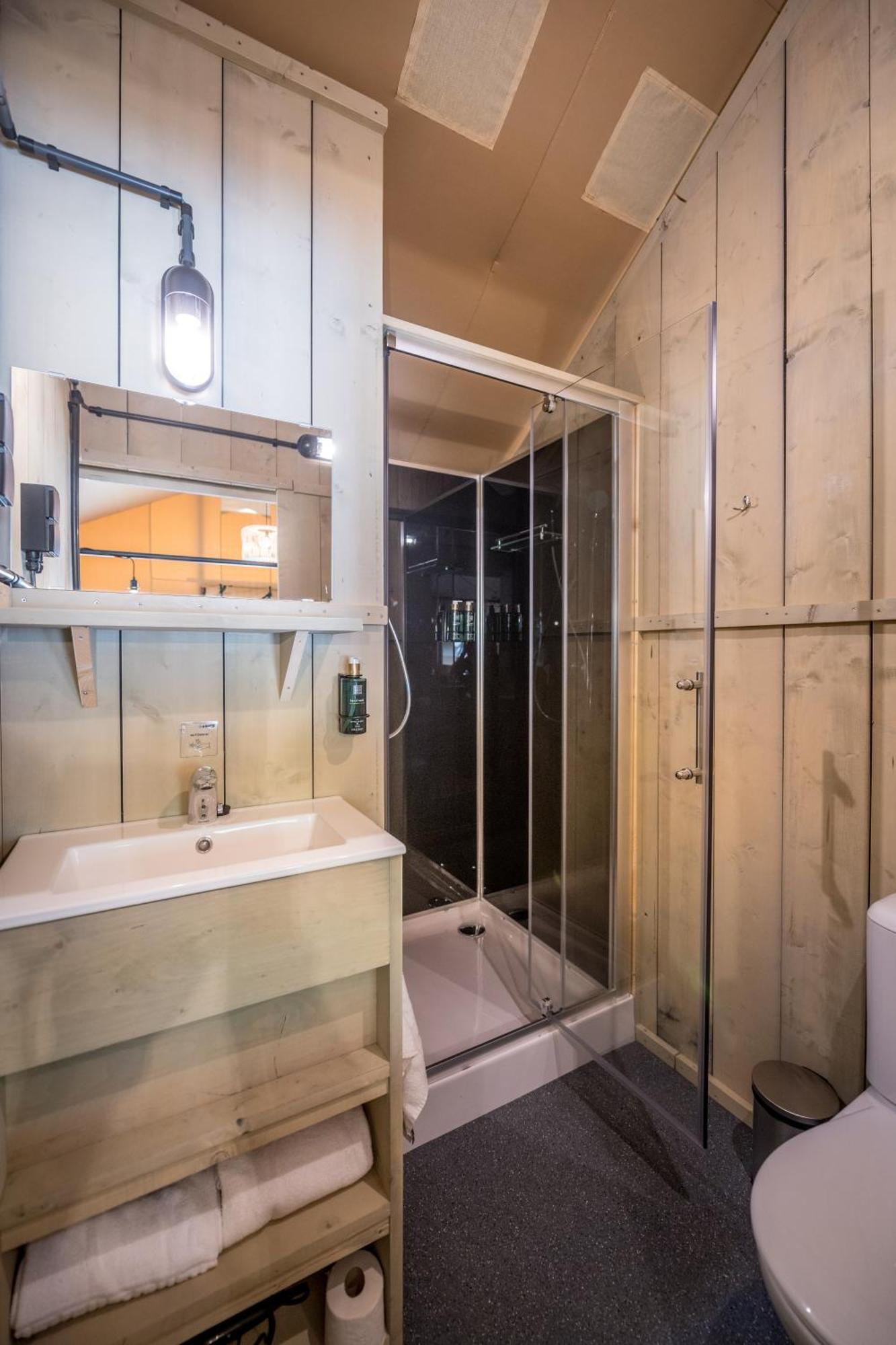 Hotel Urban Gardens Gent Zewnętrze zdjęcie